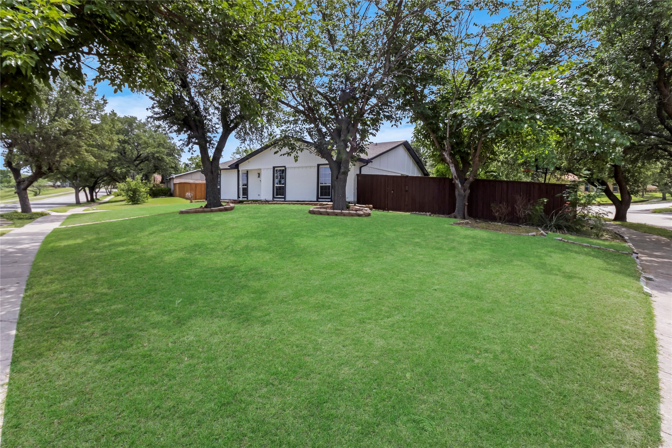 2006 Southern Oaks Carrollton TX 75007