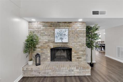 2006 Southern Oaks Carrollton TX 75007