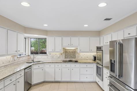 9530 Moss Haven Drive Dallas TX 75231