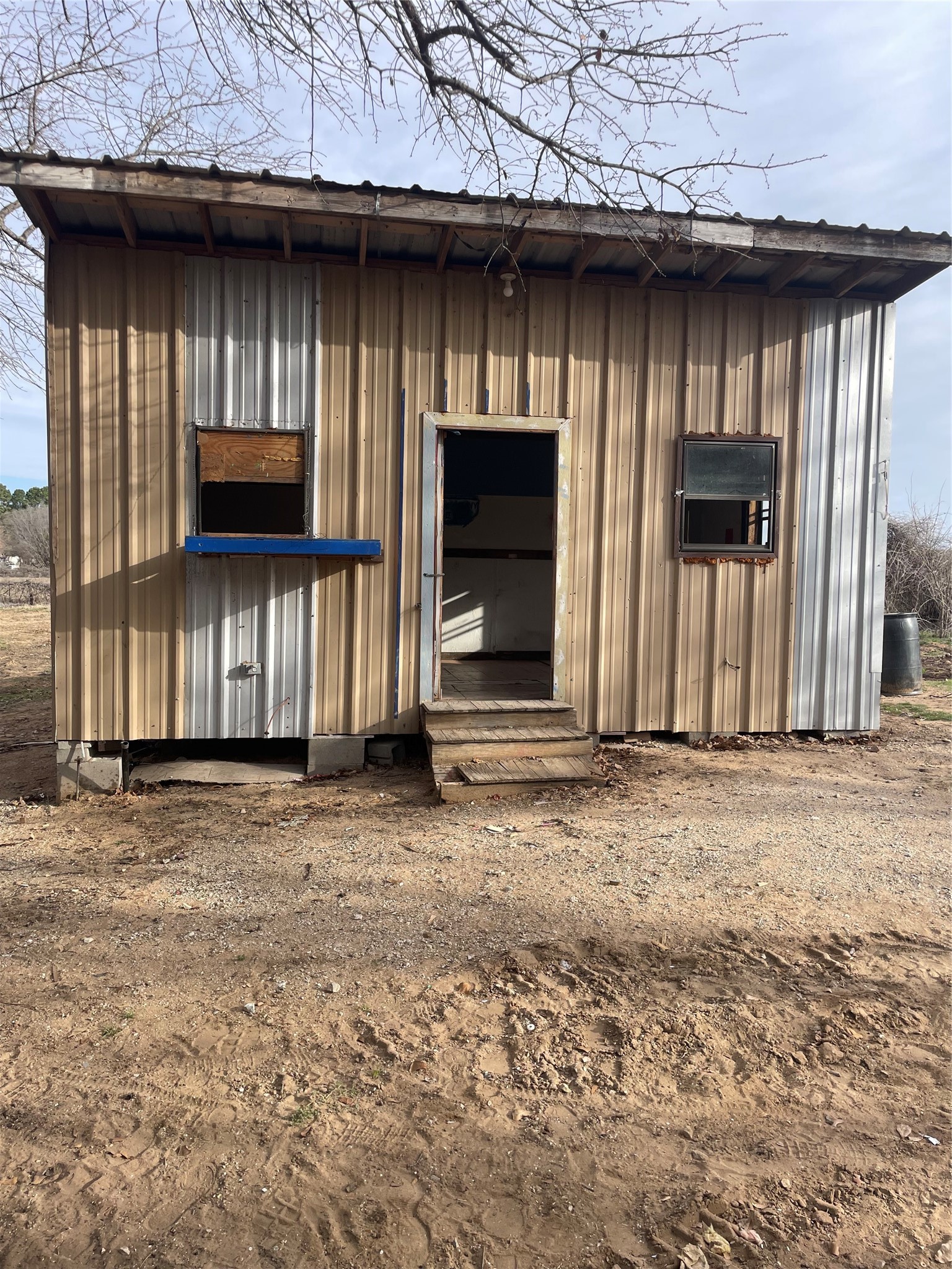 310 County Road 4659 Rhome TX 76078