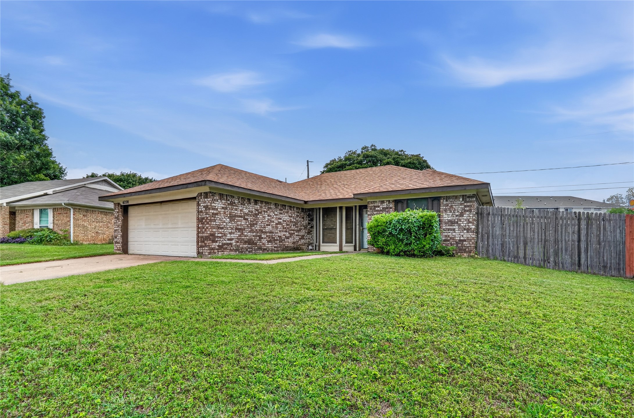 6228 Fernwood Drive Arlington TX 76001