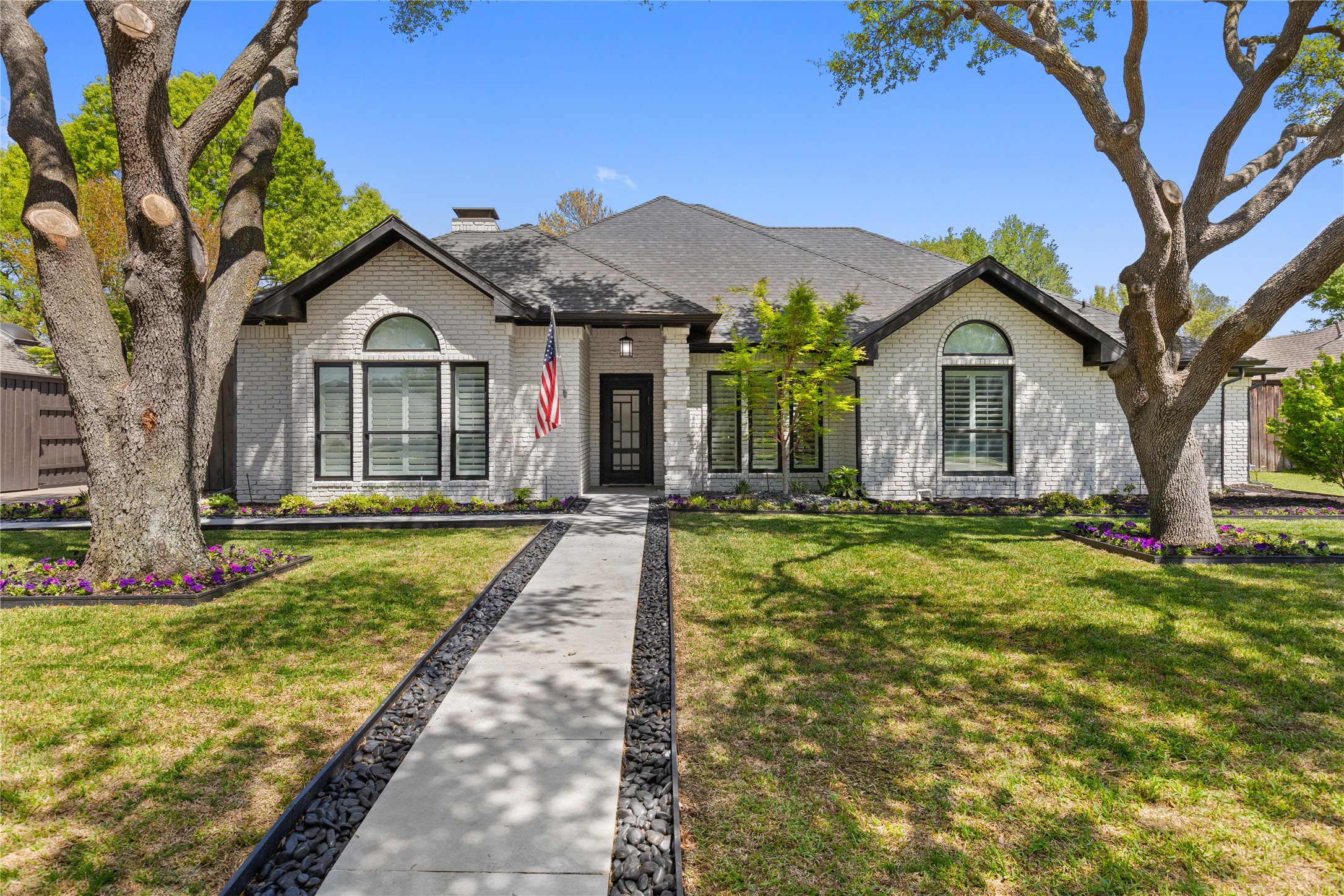 6727 Crestland Avenue Dallas TX 75252