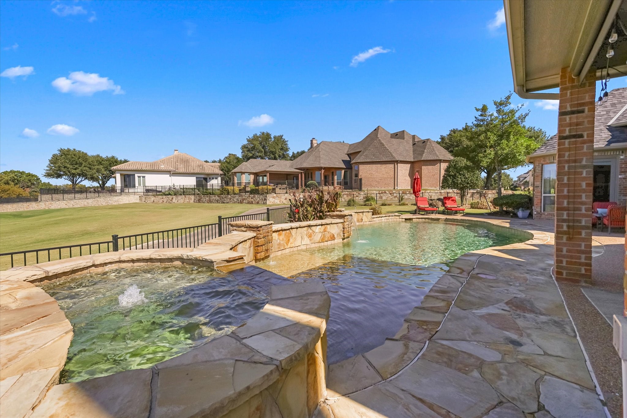 2021 Kings Pass Heath TX 75032