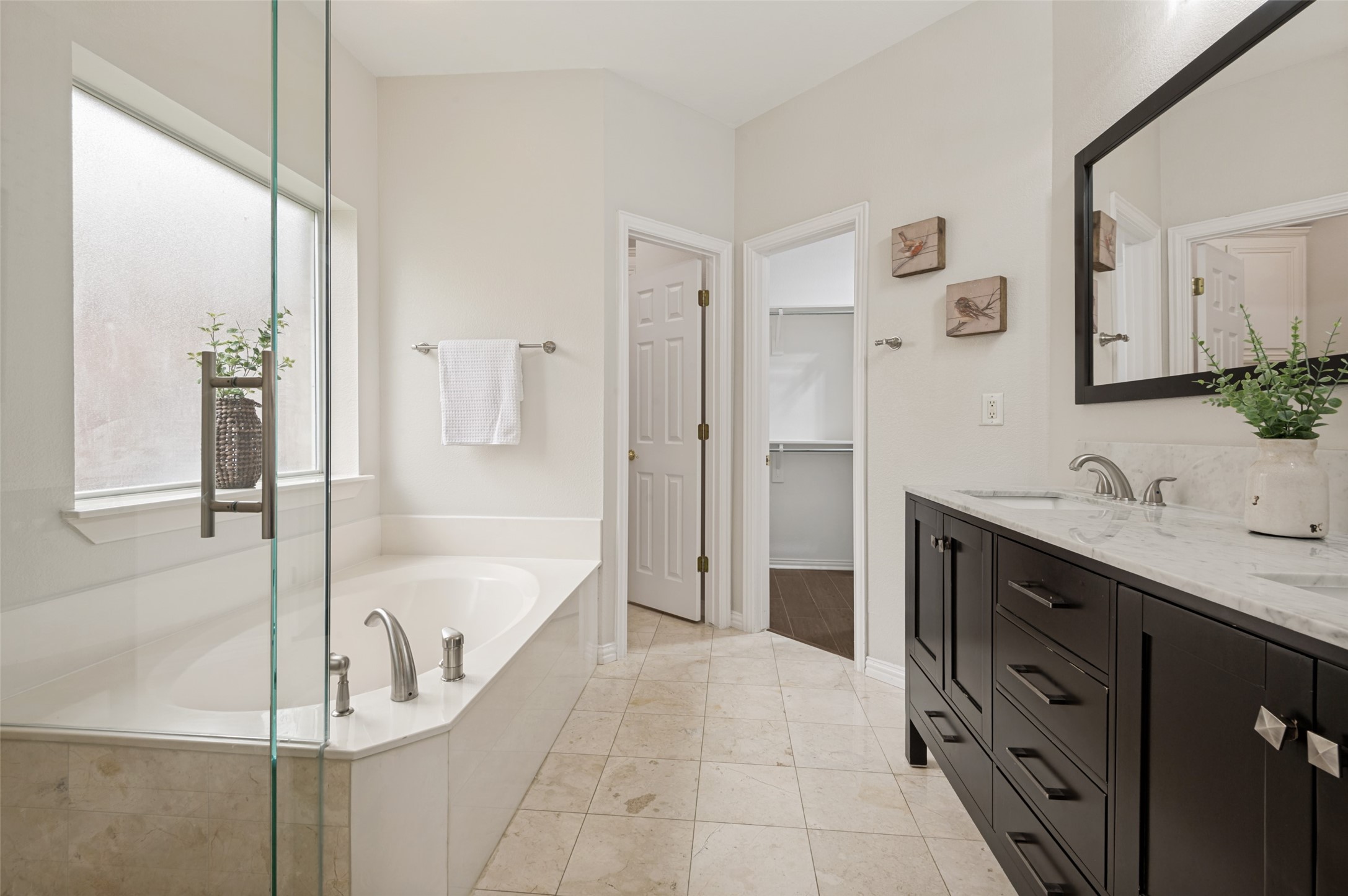 2632 Britany Circle Bedford TX 76022