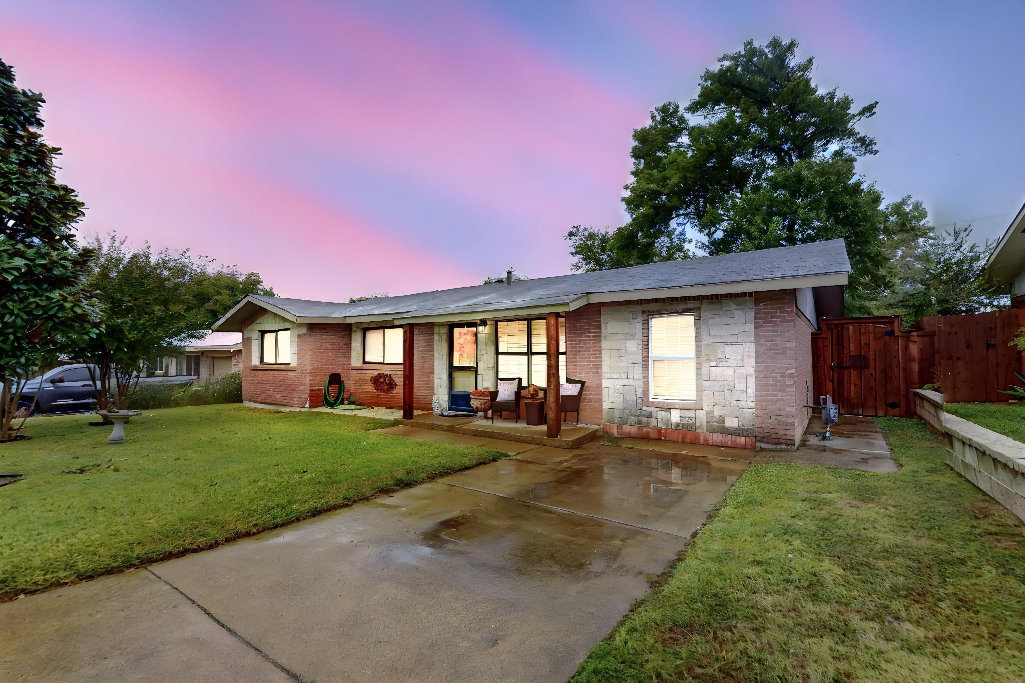 1707 E Tucker Boulevard Arlington TX 76010