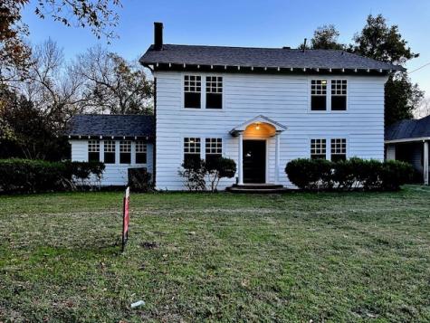 401 W Denton Street Ennis TX 75119