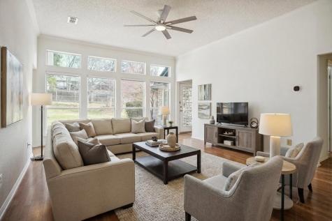 813 Hunters Glen Trail Fort Worth TX 76120