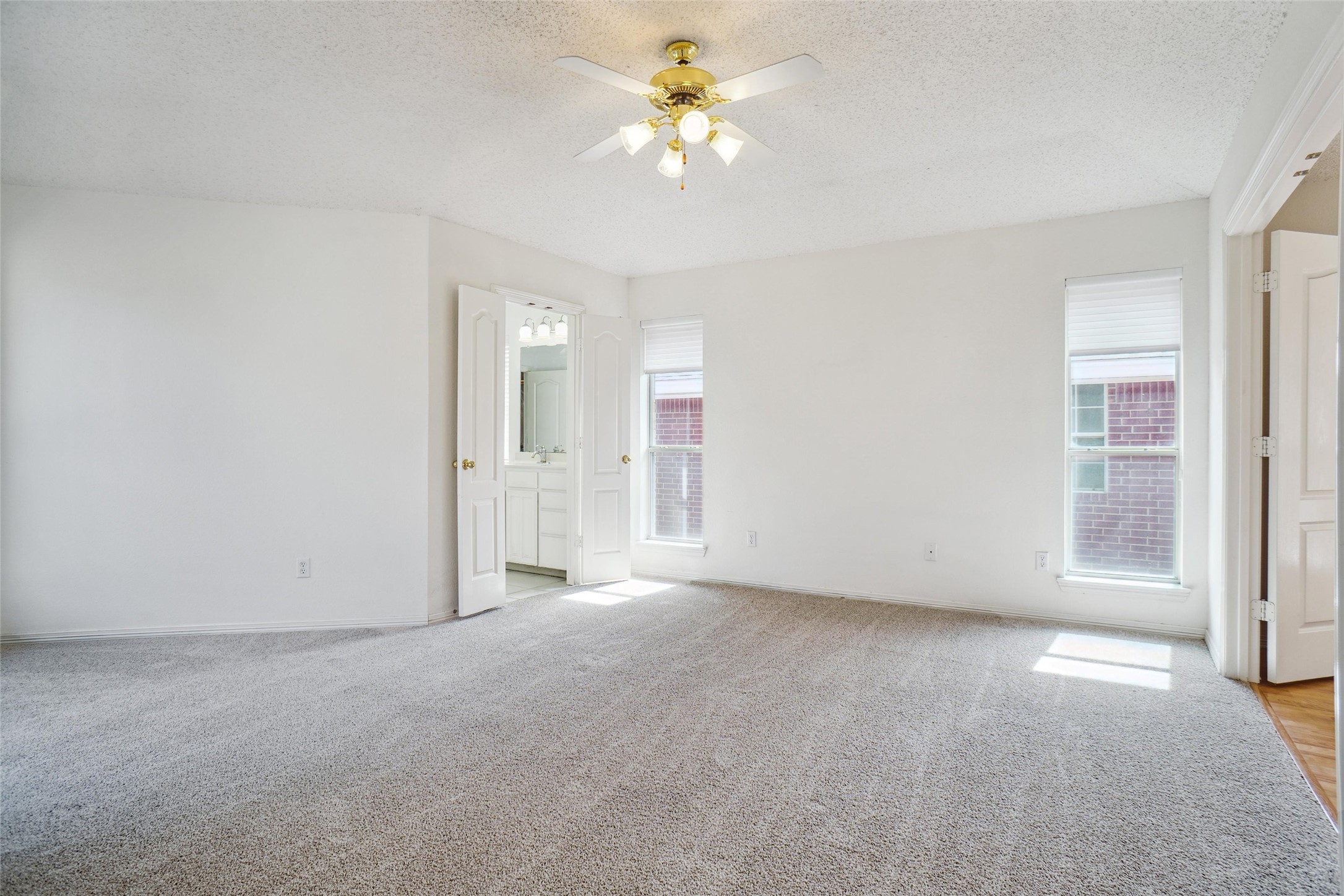 813 Hunters Glen Trail Fort Worth TX 76120