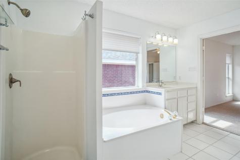 813 Hunters Glen Trail Fort Worth TX 76120