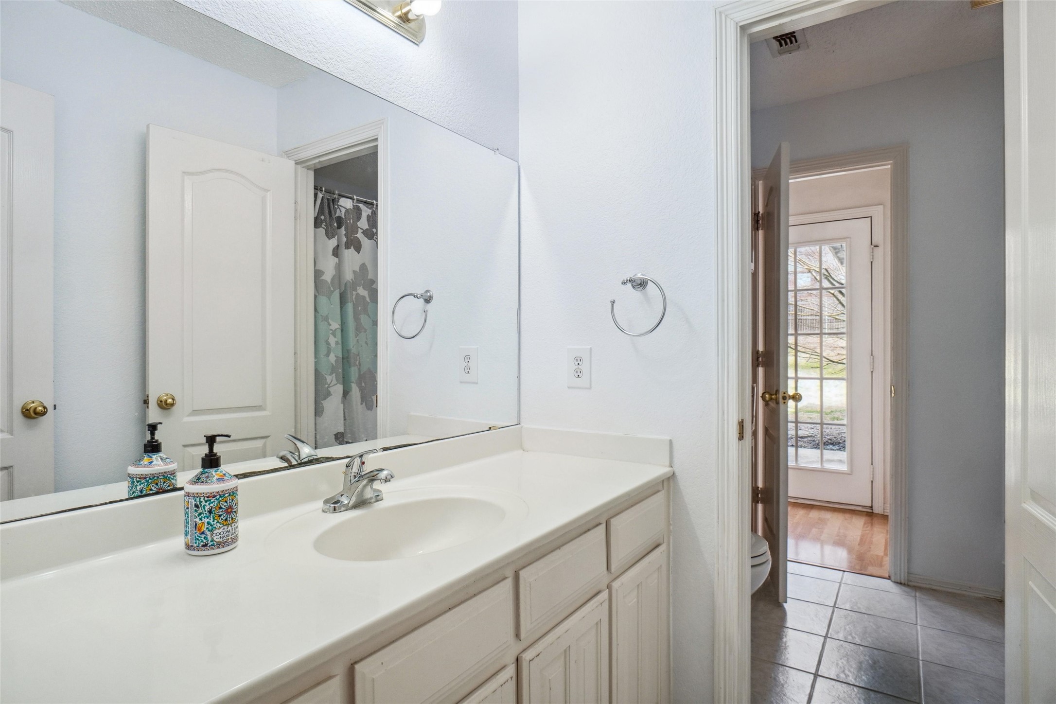 813 Hunters Glen Trail Fort Worth TX 76120