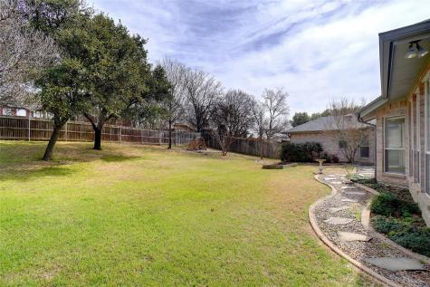 813 Hunters Glen Trail Fort Worth TX 76120