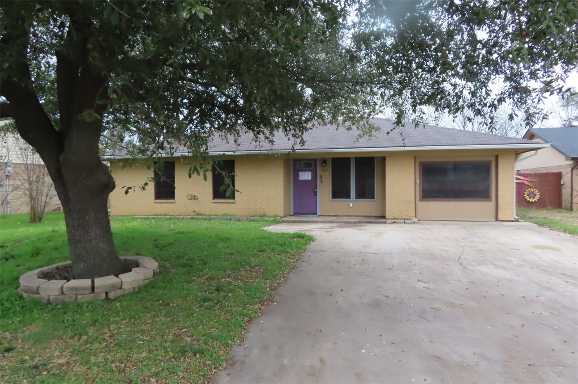 409 S 1st Street Crandall TX 75114