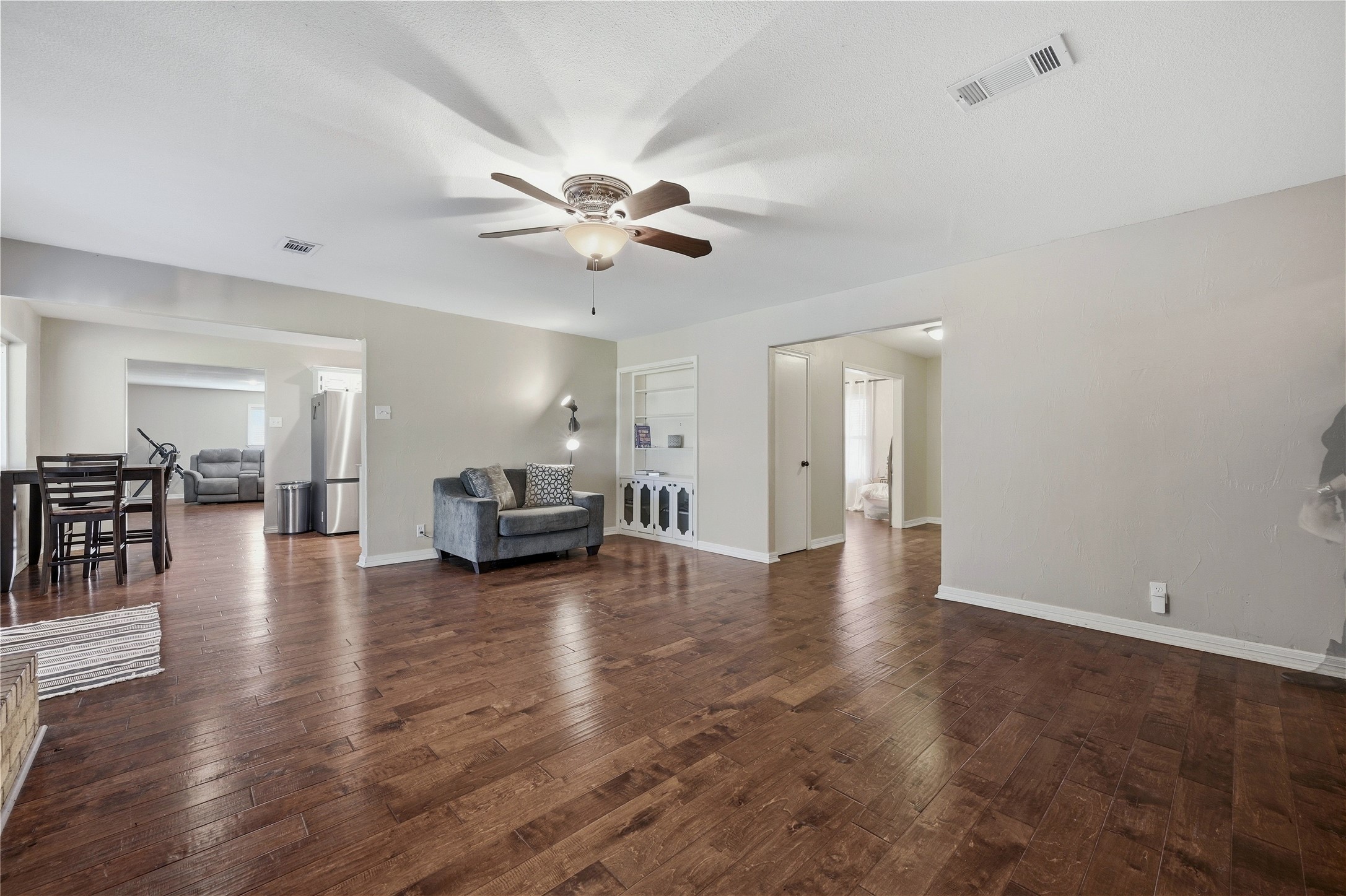 1507 Greenbrier Sherman TX 75092