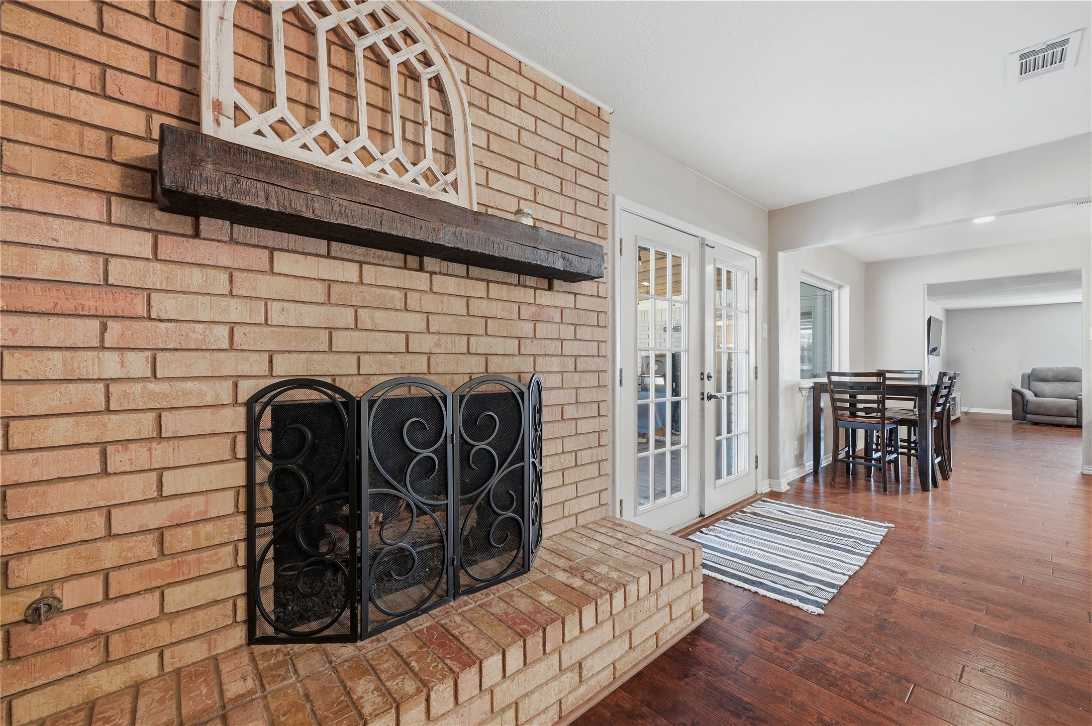 1507 Greenbrier Sherman TX 75092