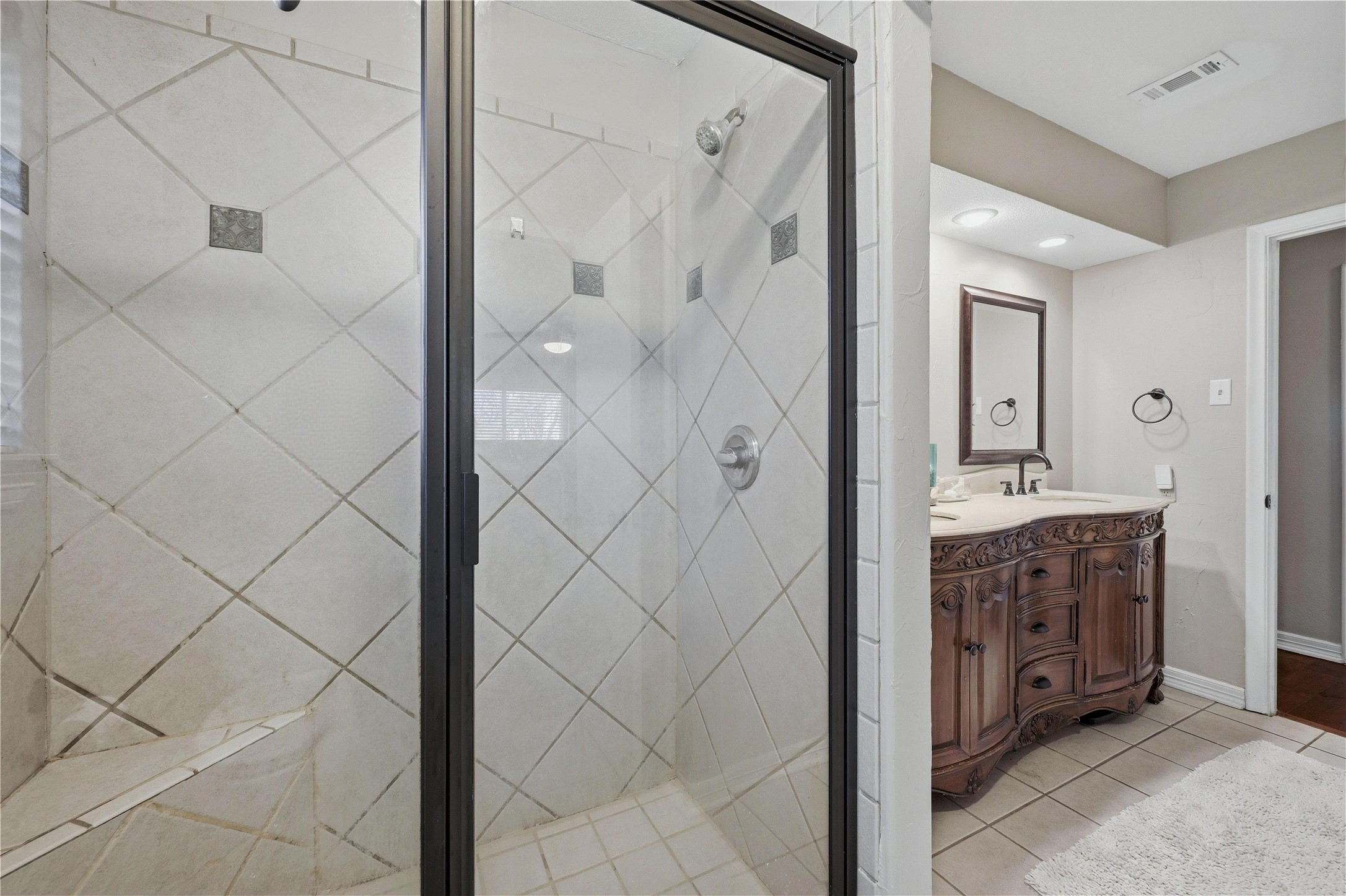 1507 Greenbrier Sherman TX 75092