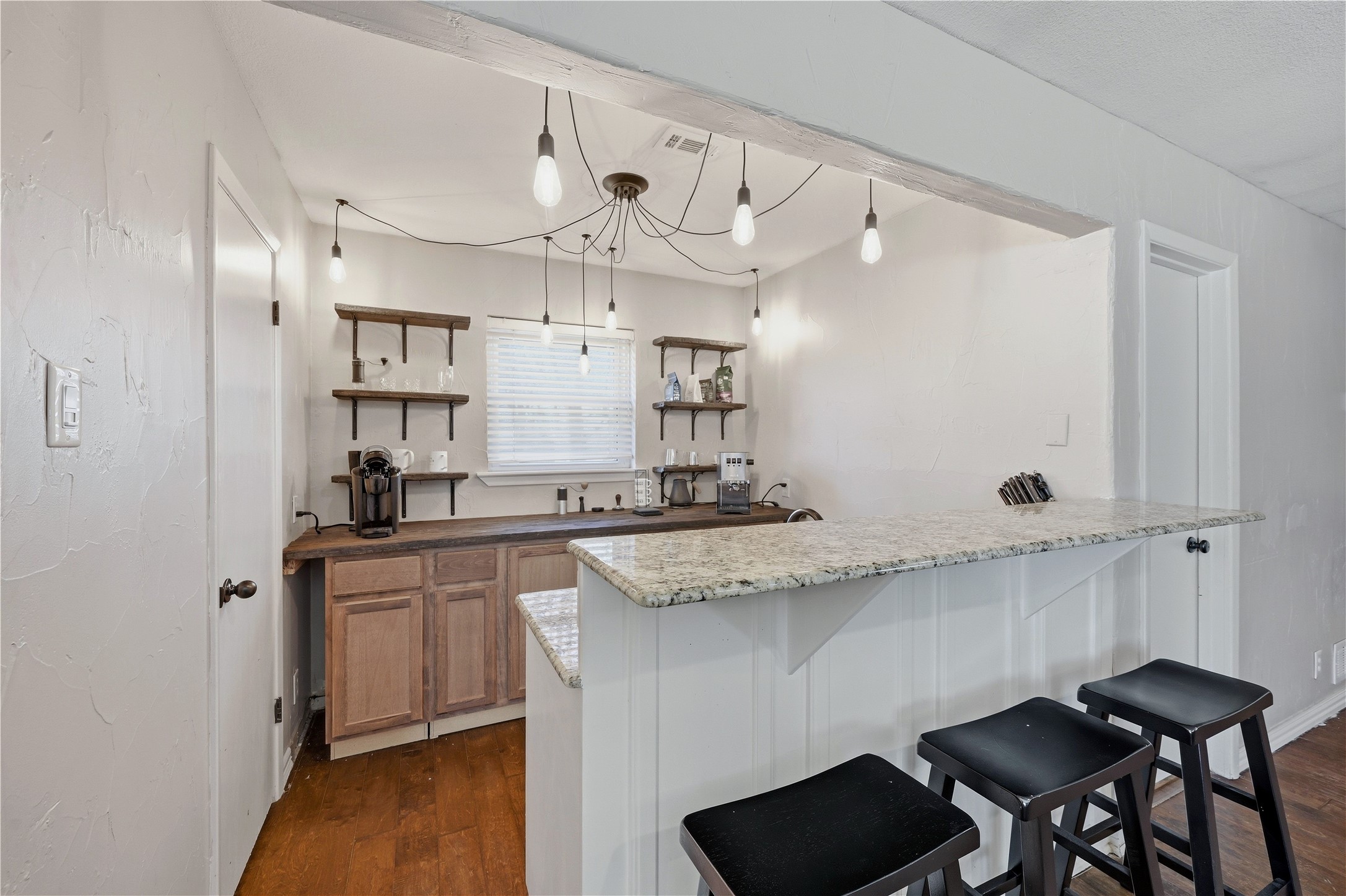 1507 Greenbrier Sherman TX 75092