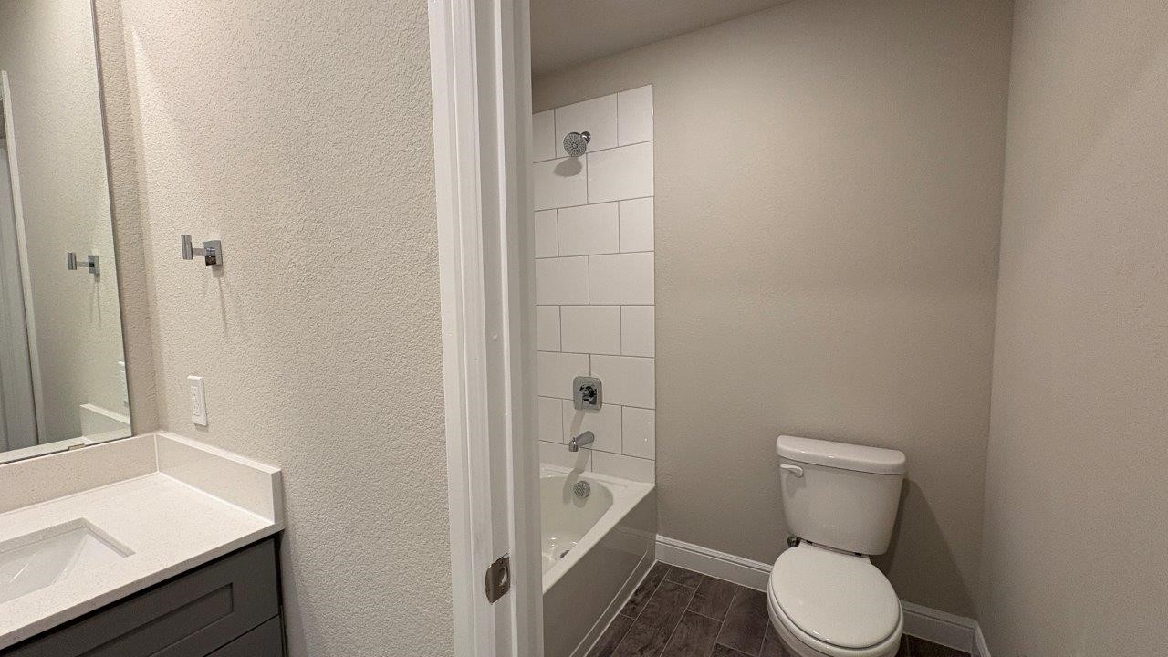 4125 Cornerstone Circle Granbury TX 76048