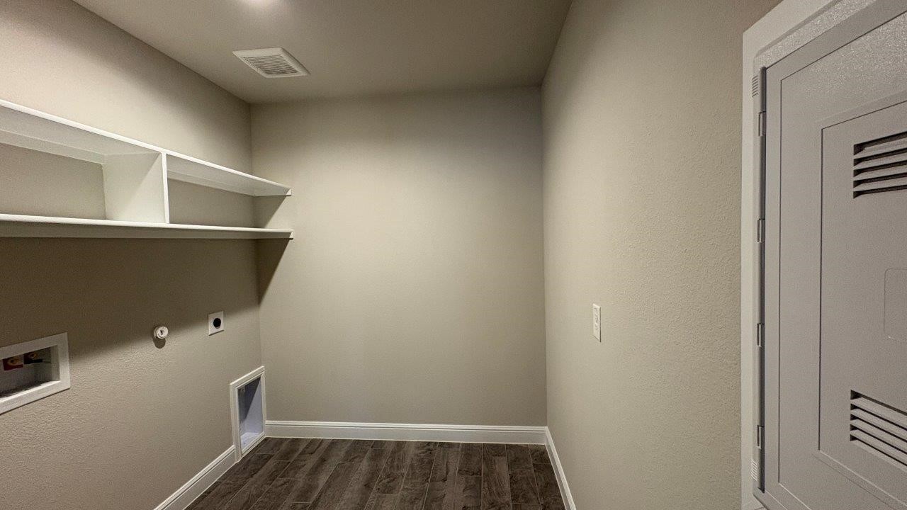 4125 Cornerstone Circle Granbury TX 76048
