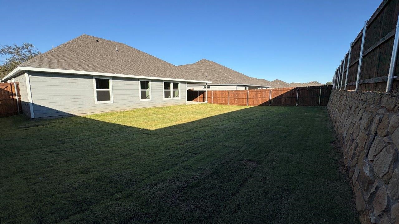 4125 Cornerstone Circle Granbury TX 76048
