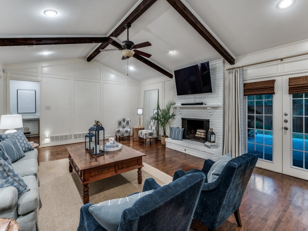 3824 Waldorf Circle Dallas TX 75229
