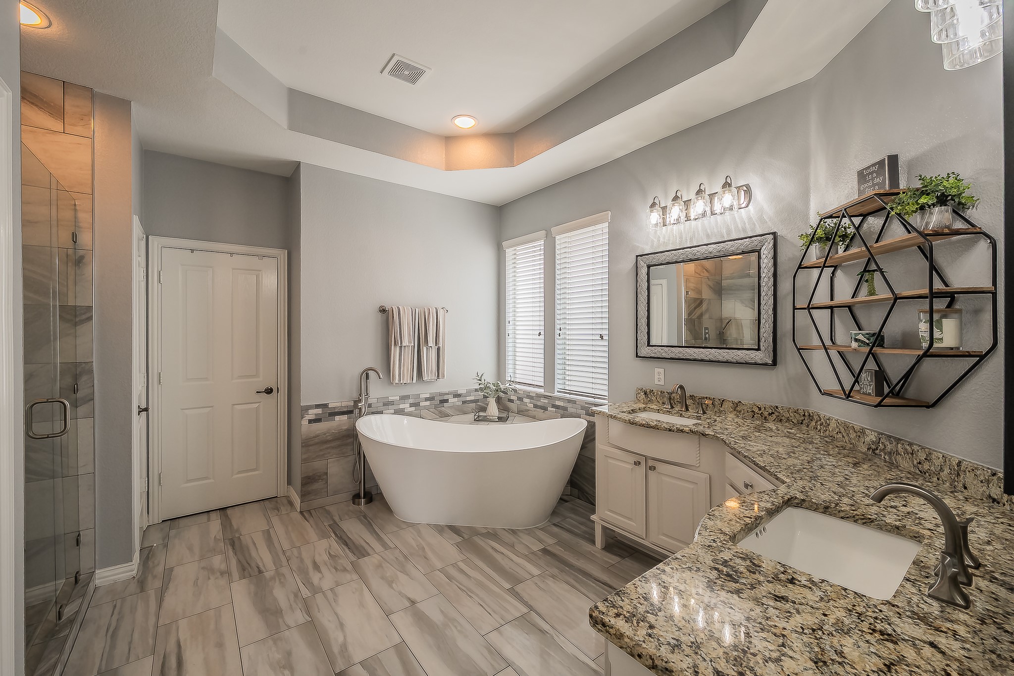 2215 Red Hawk Lane Euless TX 76039