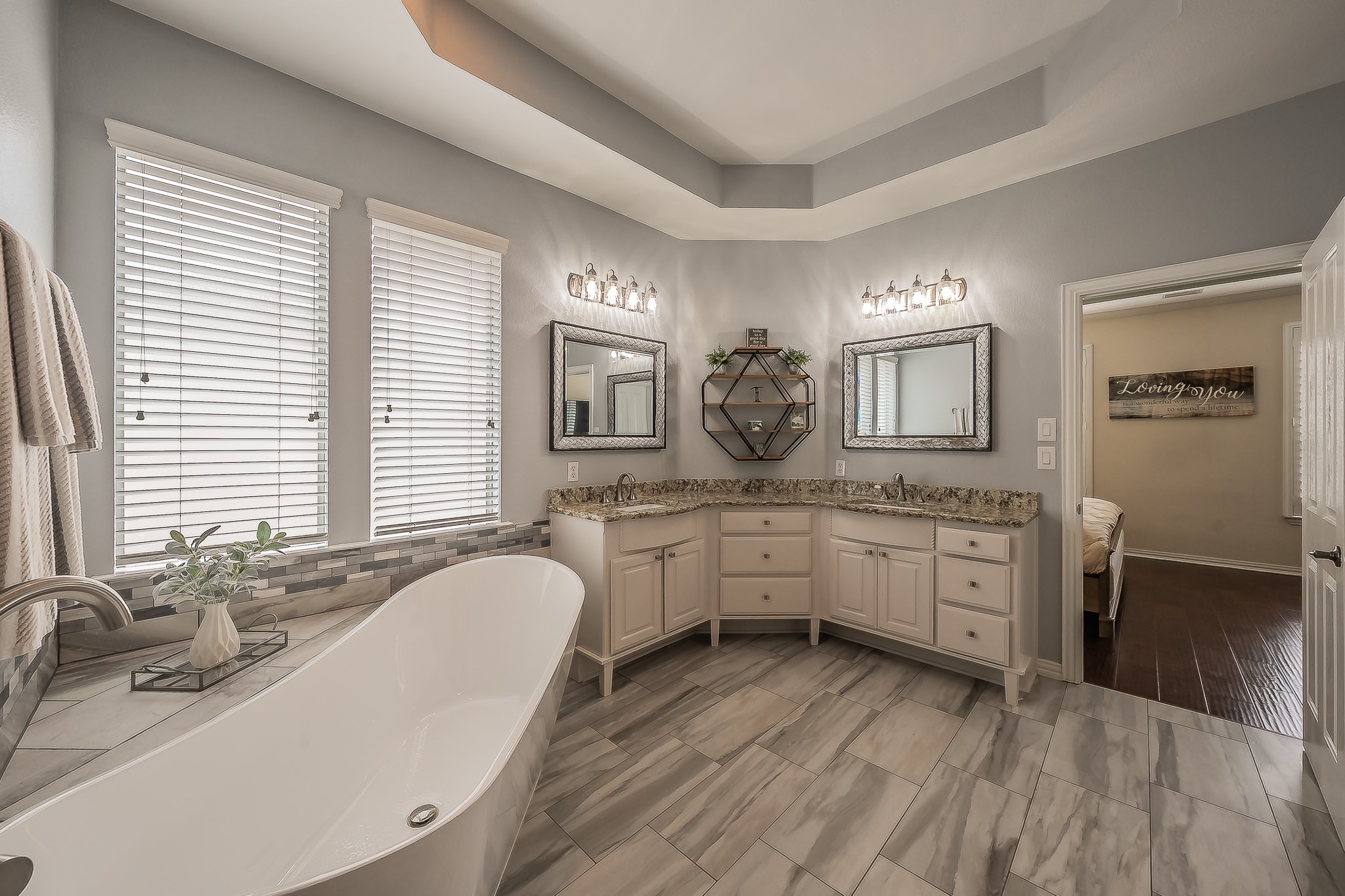 2215 Red Hawk Lane Euless TX 76039