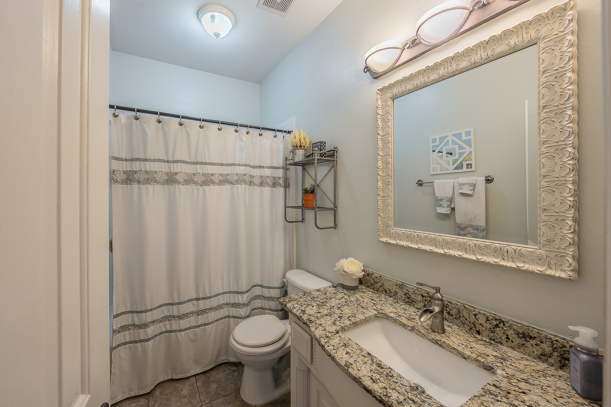 2215 Red Hawk Lane Euless TX 76039