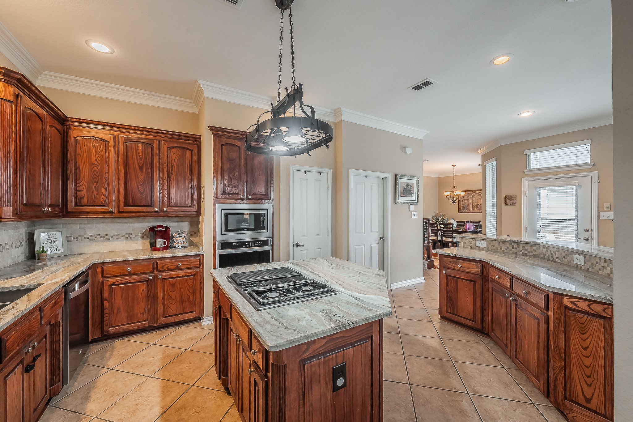 2215 Red Hawk Lane Euless TX 76039