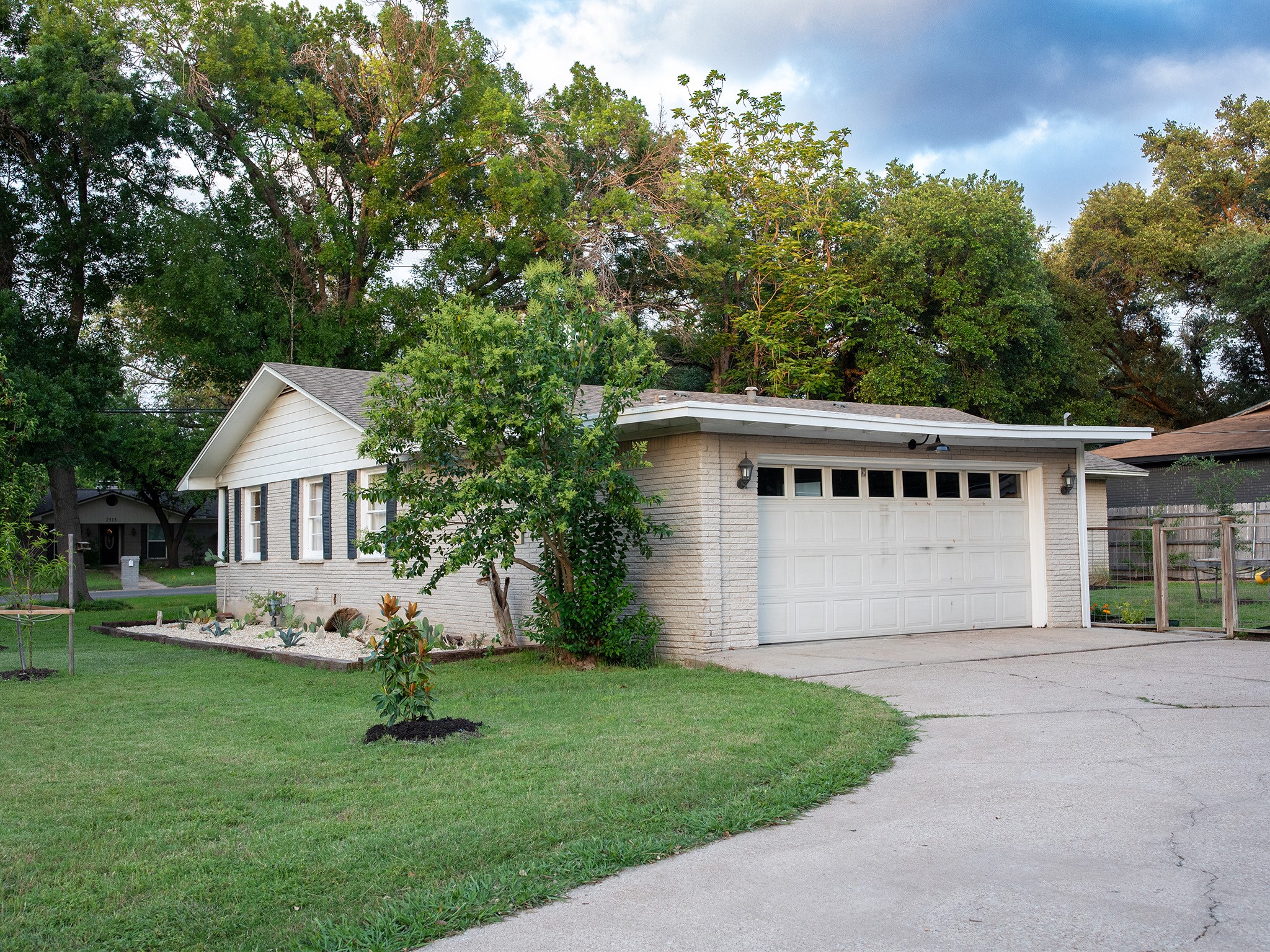 2324 Lake Air Drive Waco TX 76710