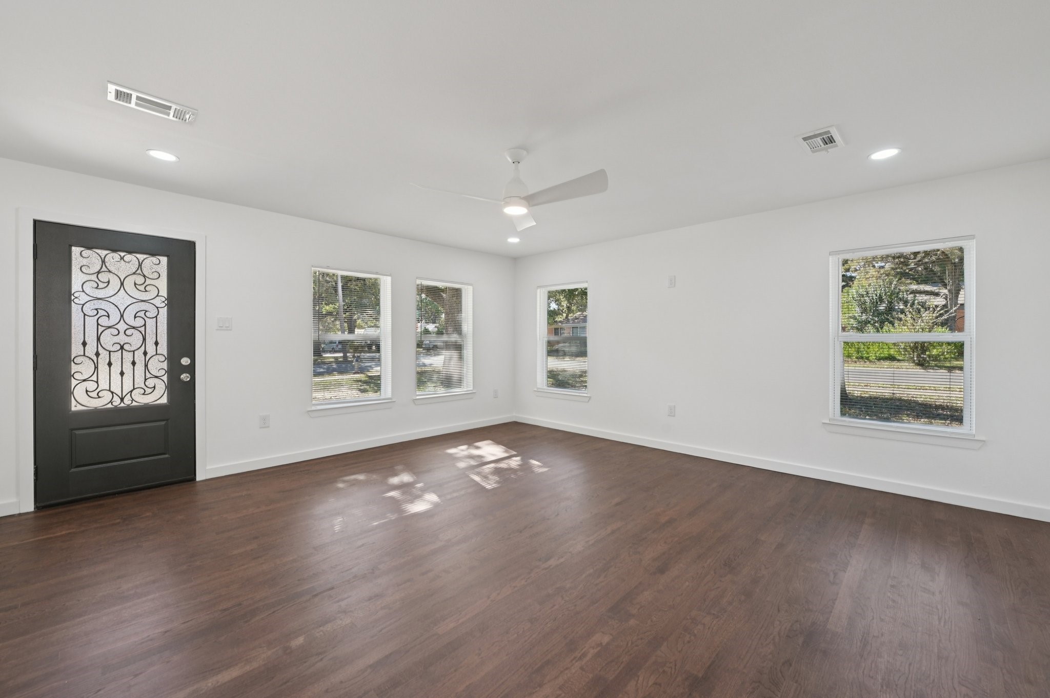 1428 Hawley Lane Dallas TX 75217