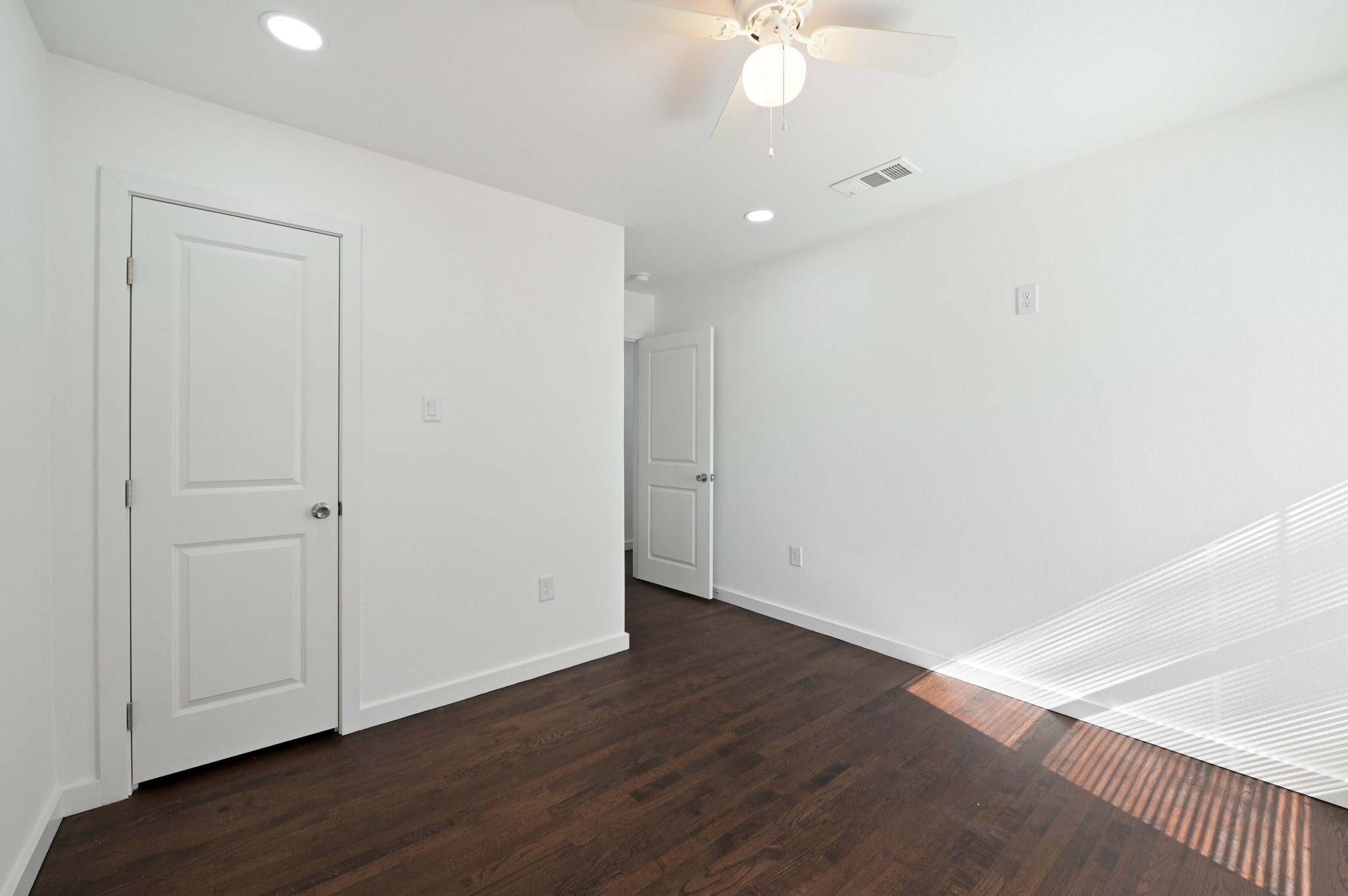 1428 Hawley Lane Dallas TX 75217