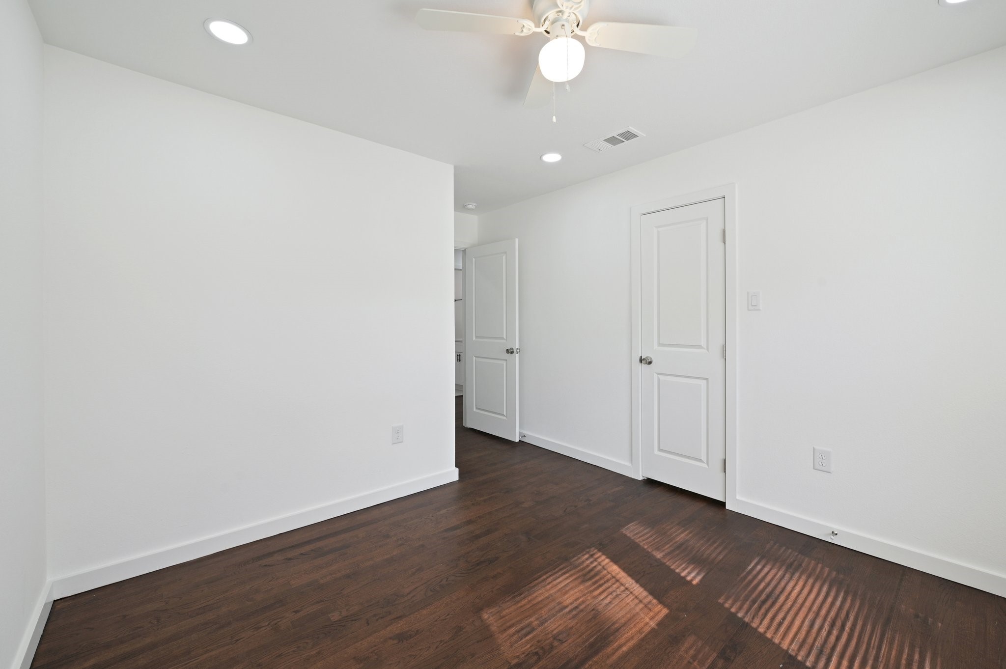1428 Hawley Lane Dallas TX 75217