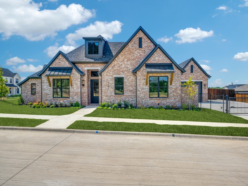 301 Fairmount Denton TX 76210
