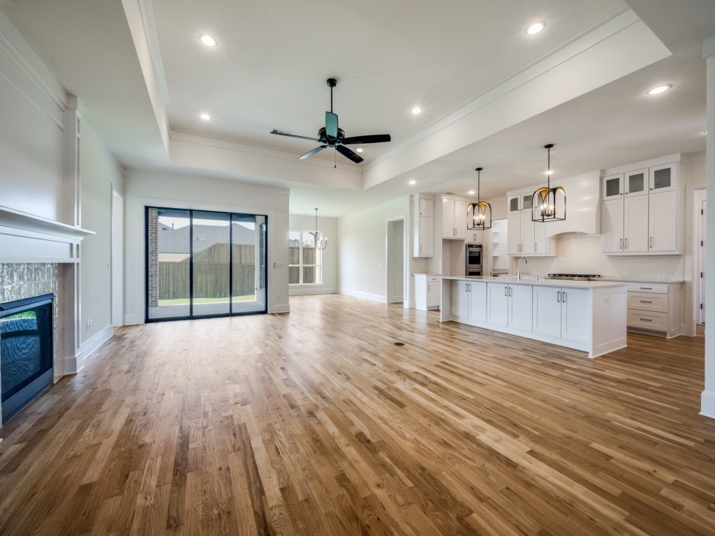 301 Fairmount Denton TX 76210