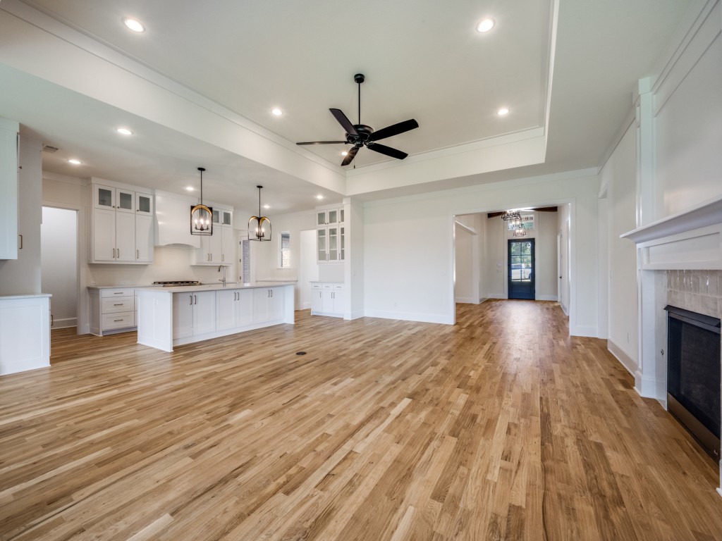 301 Fairmount Denton TX 76210