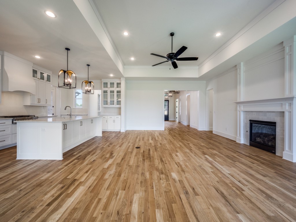 301 Fairmount Denton TX 76210