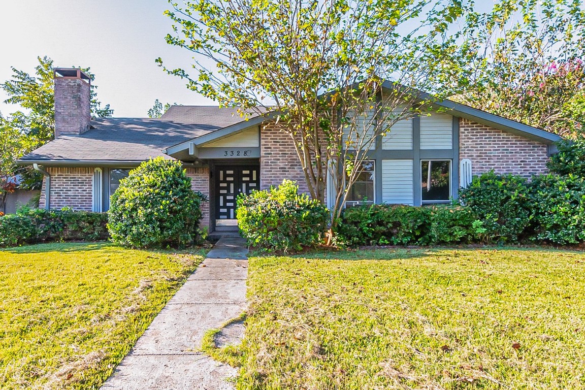 3328 Fontaine Street Plano TX 75075