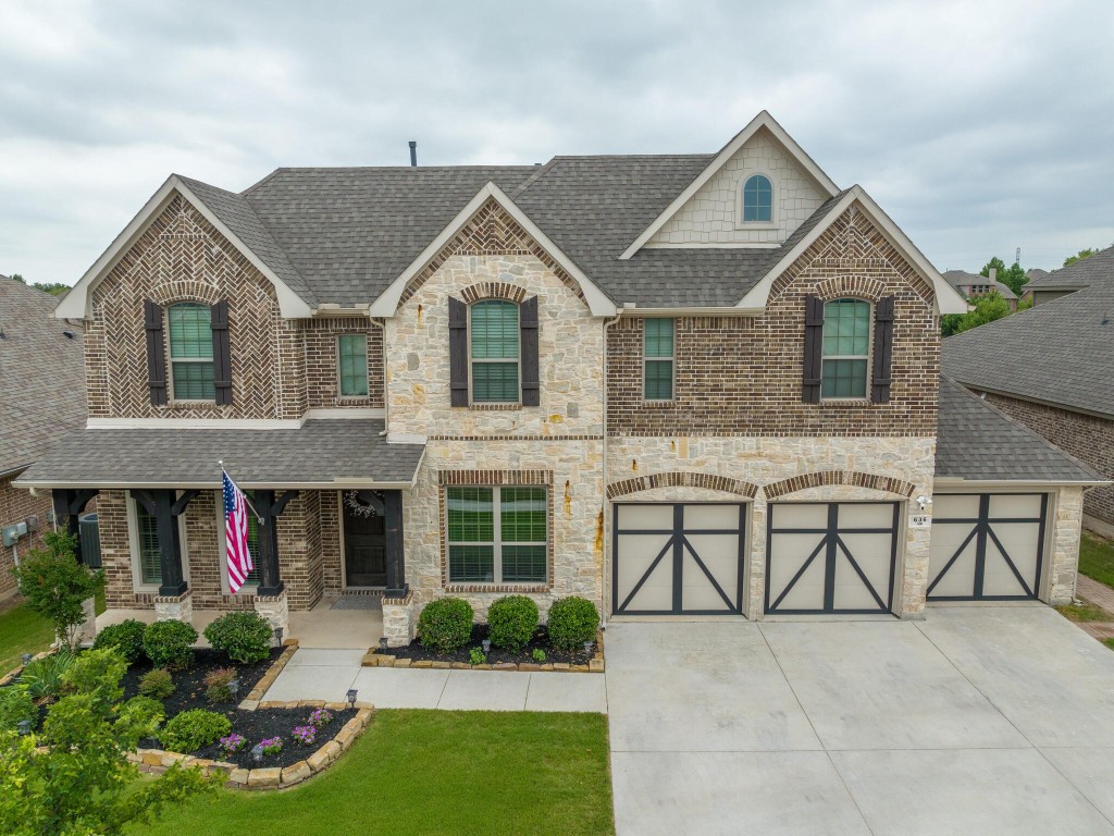 636 Fall Wood Trail Fort Worth TX 76131