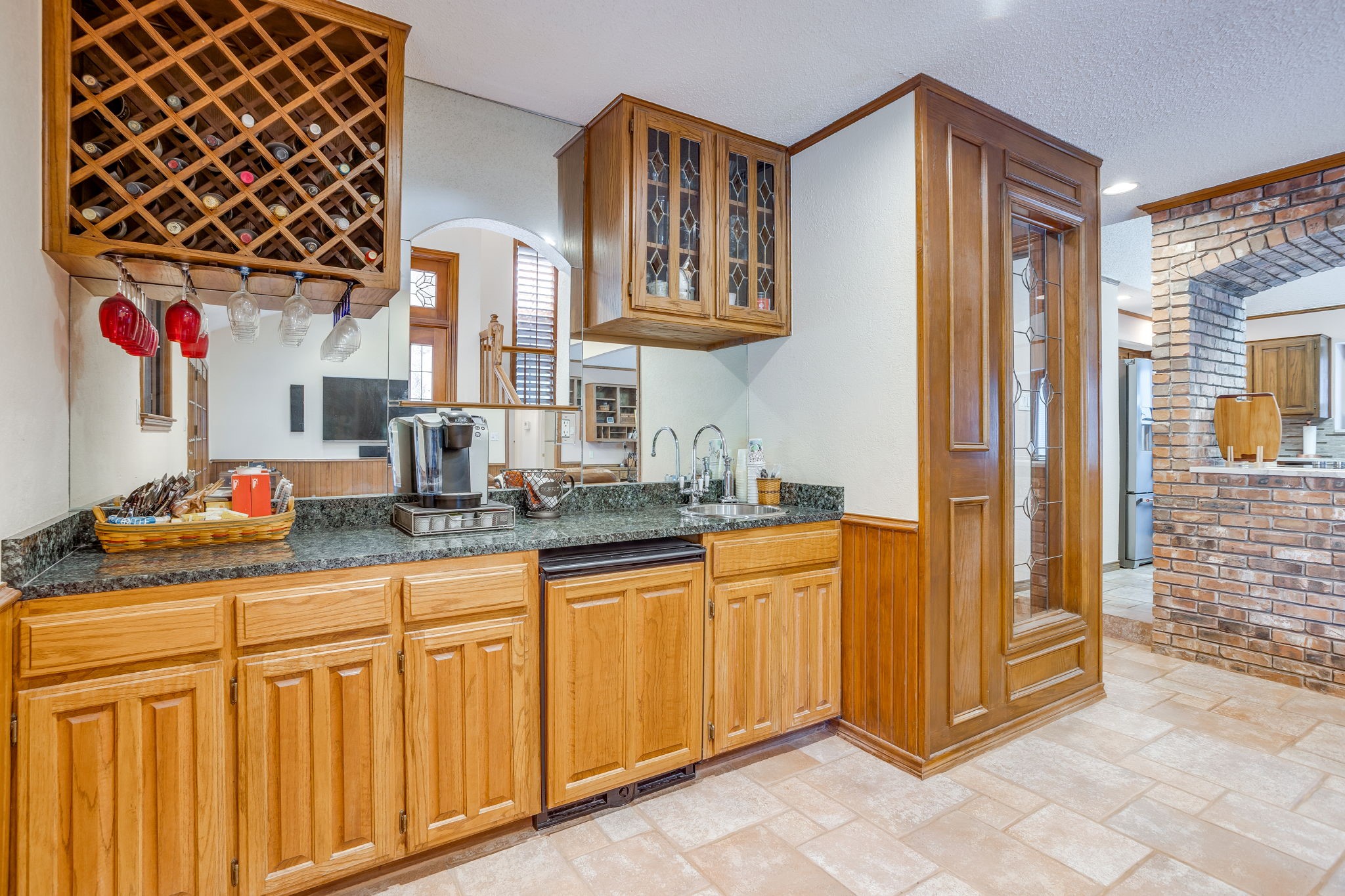 2006 Lake Country Drive Arlington TX 76012