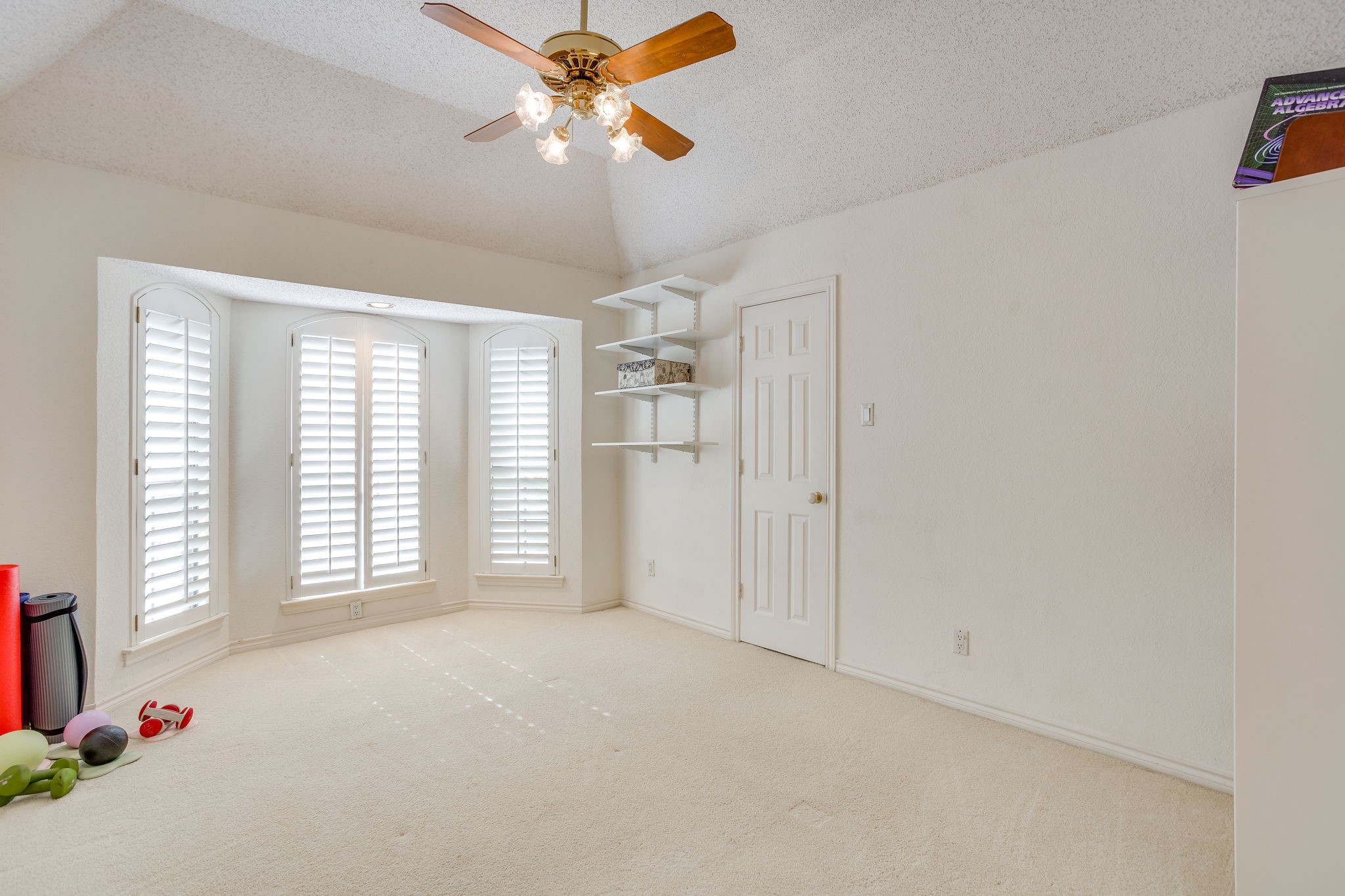 2006 Lake Country Drive Arlington TX 76012