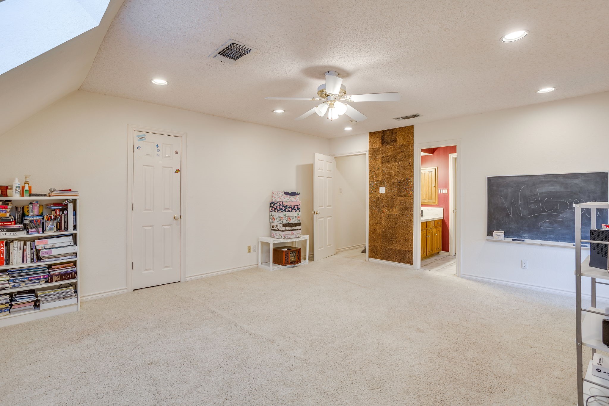 2006 Lake Country Drive Arlington TX 76012