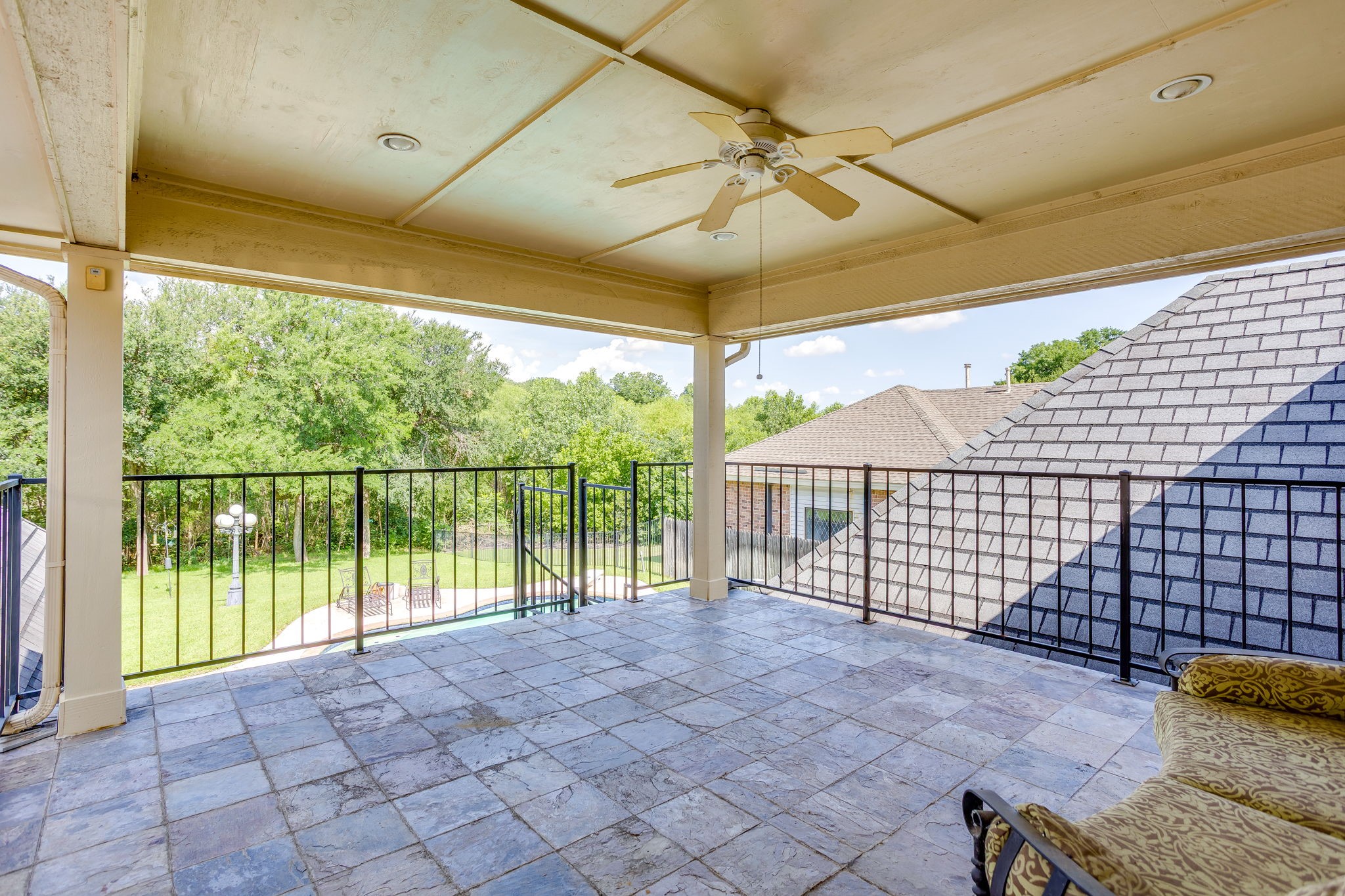 2006 Lake Country Drive Arlington TX 76012