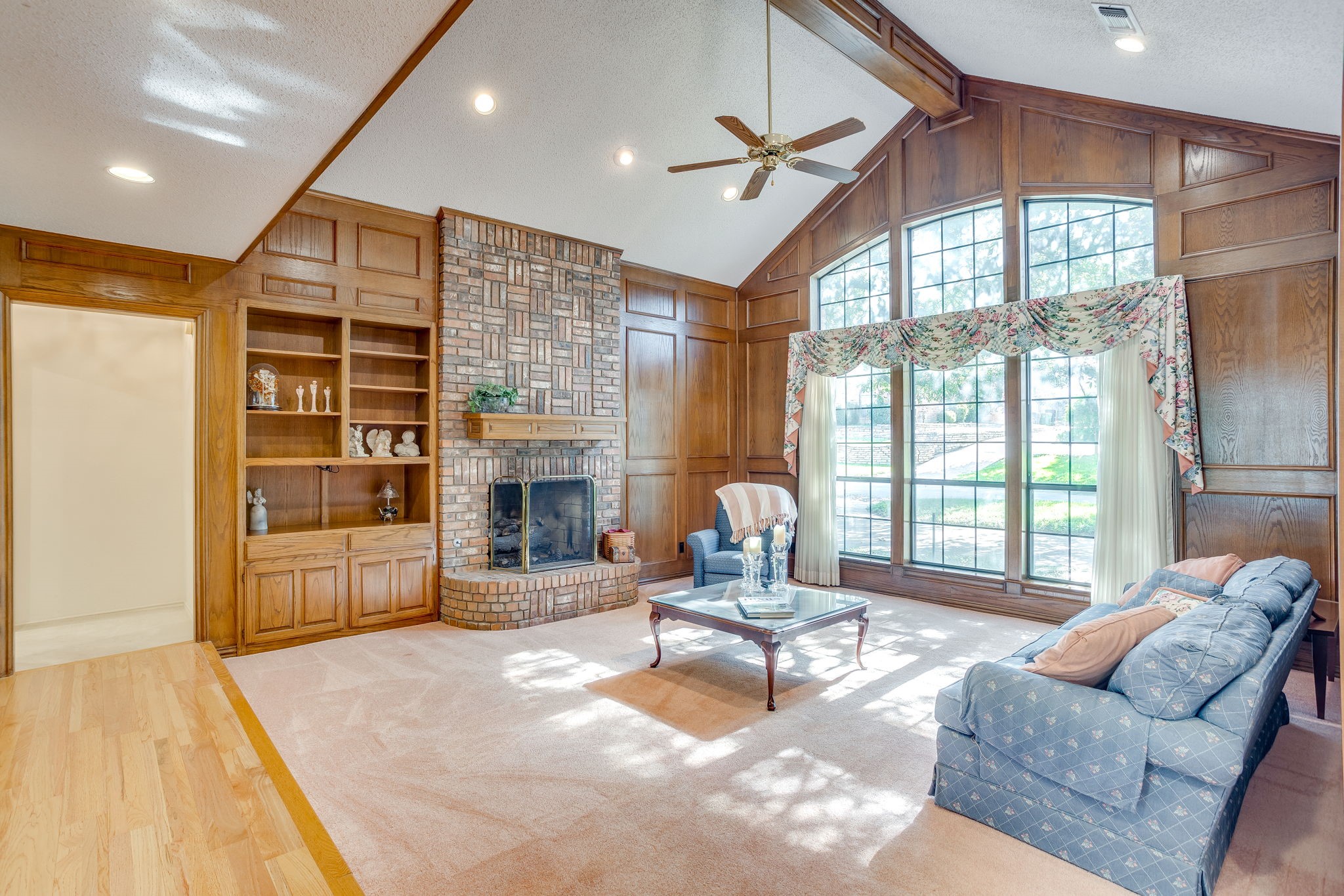 2006 Lake Country Drive Arlington TX 76012