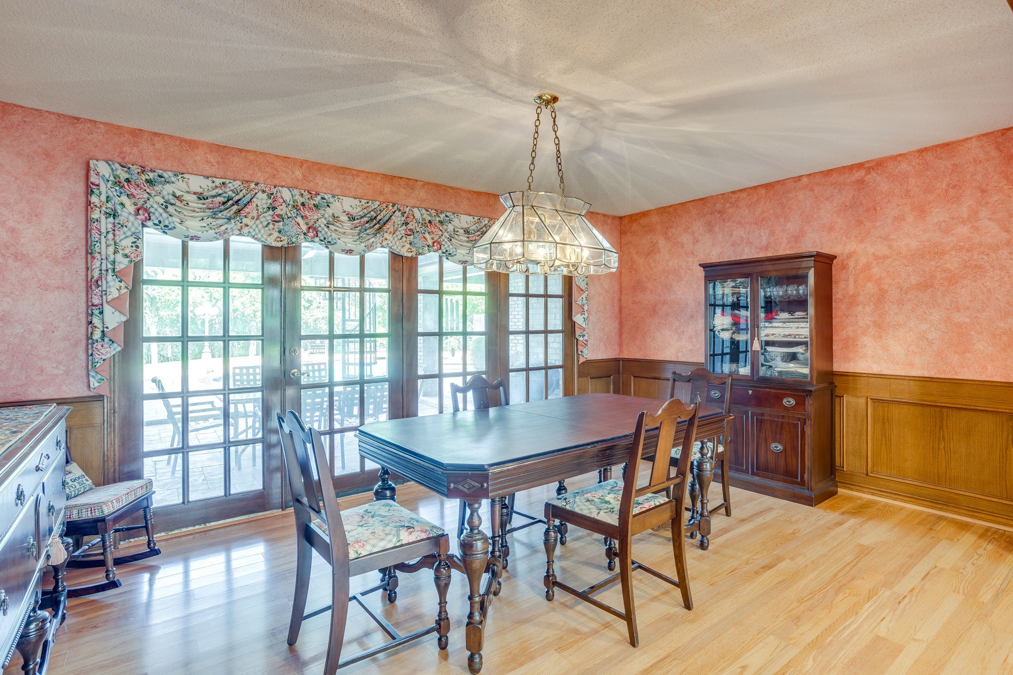 2006 Lake Country Drive Arlington TX 76012