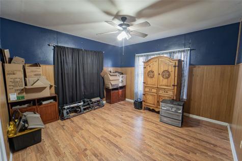 1404 W Walker Street Breckenridge TX 76424