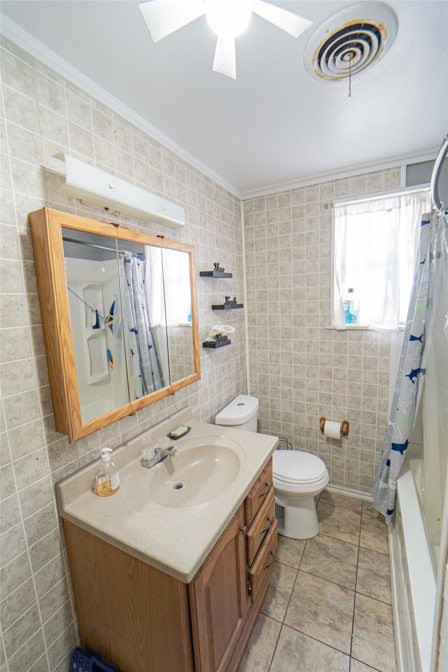 1404 W Walker Street Breckenridge TX 76424