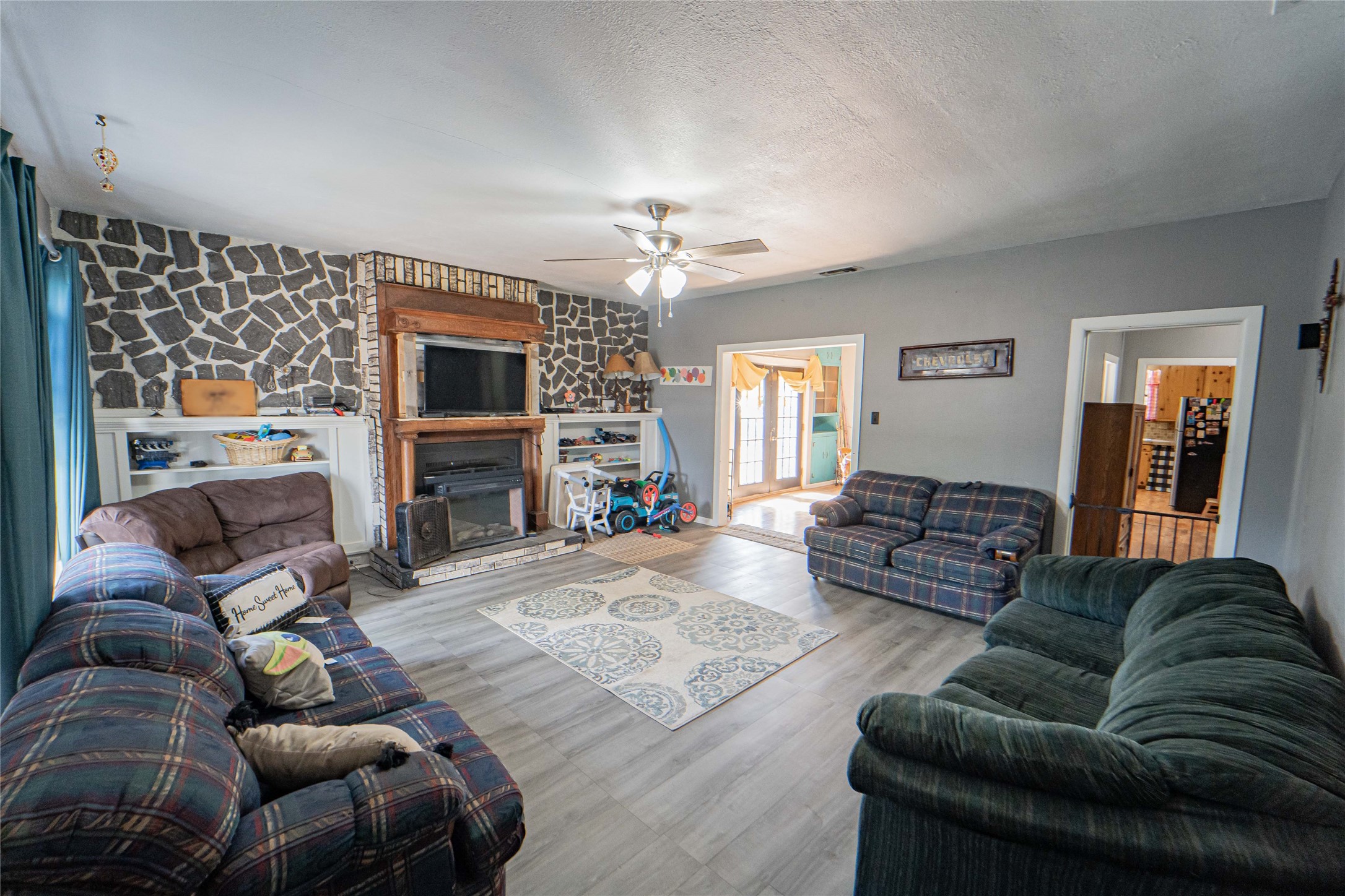 1404 W Walker Street Breckenridge TX 76424