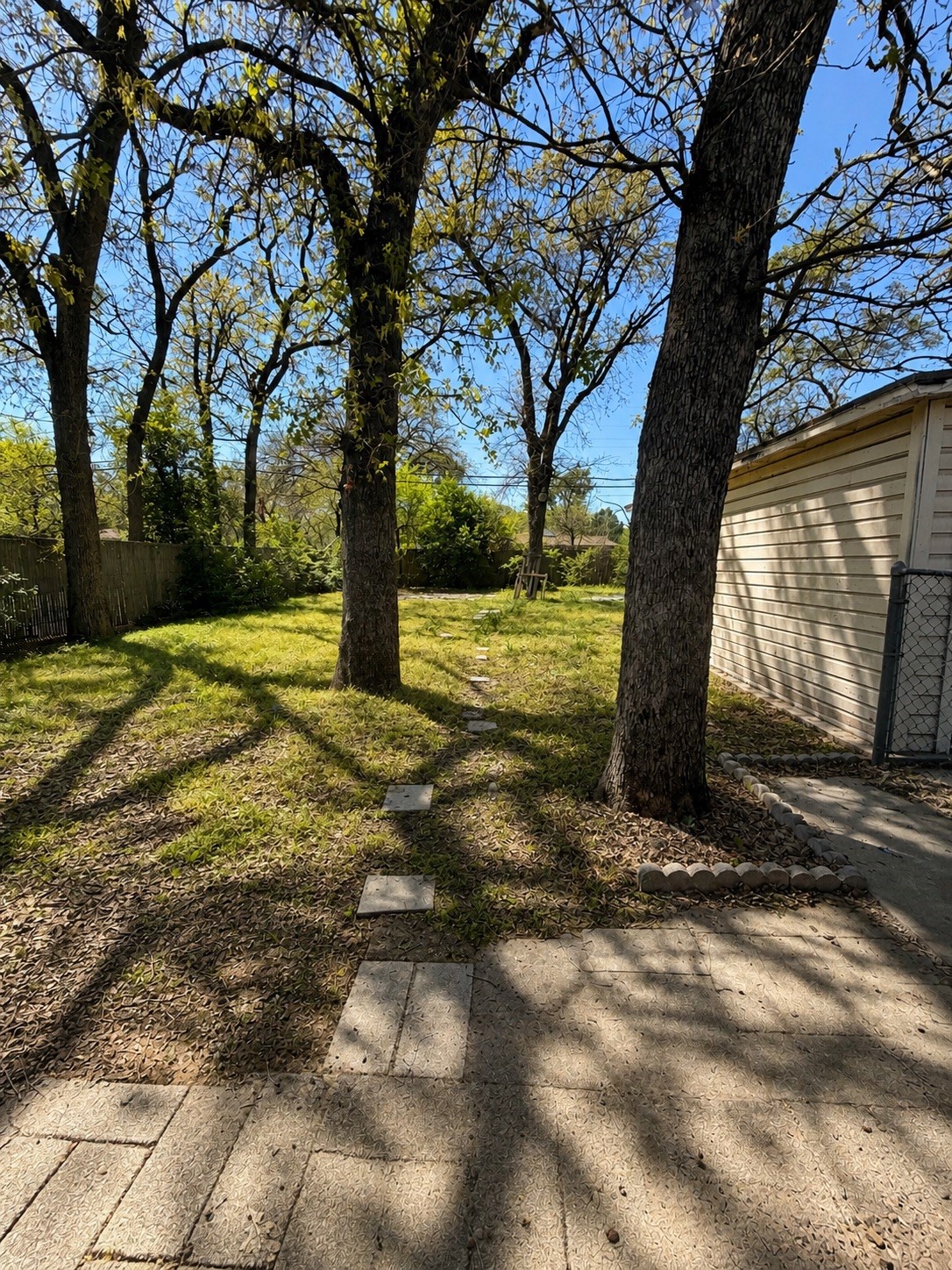 1801 Robinwood Drive Fort Worth TX 76111