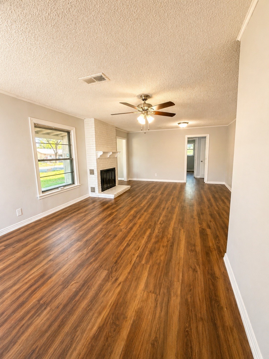 1801 Robinwood Drive Fort Worth TX 76111