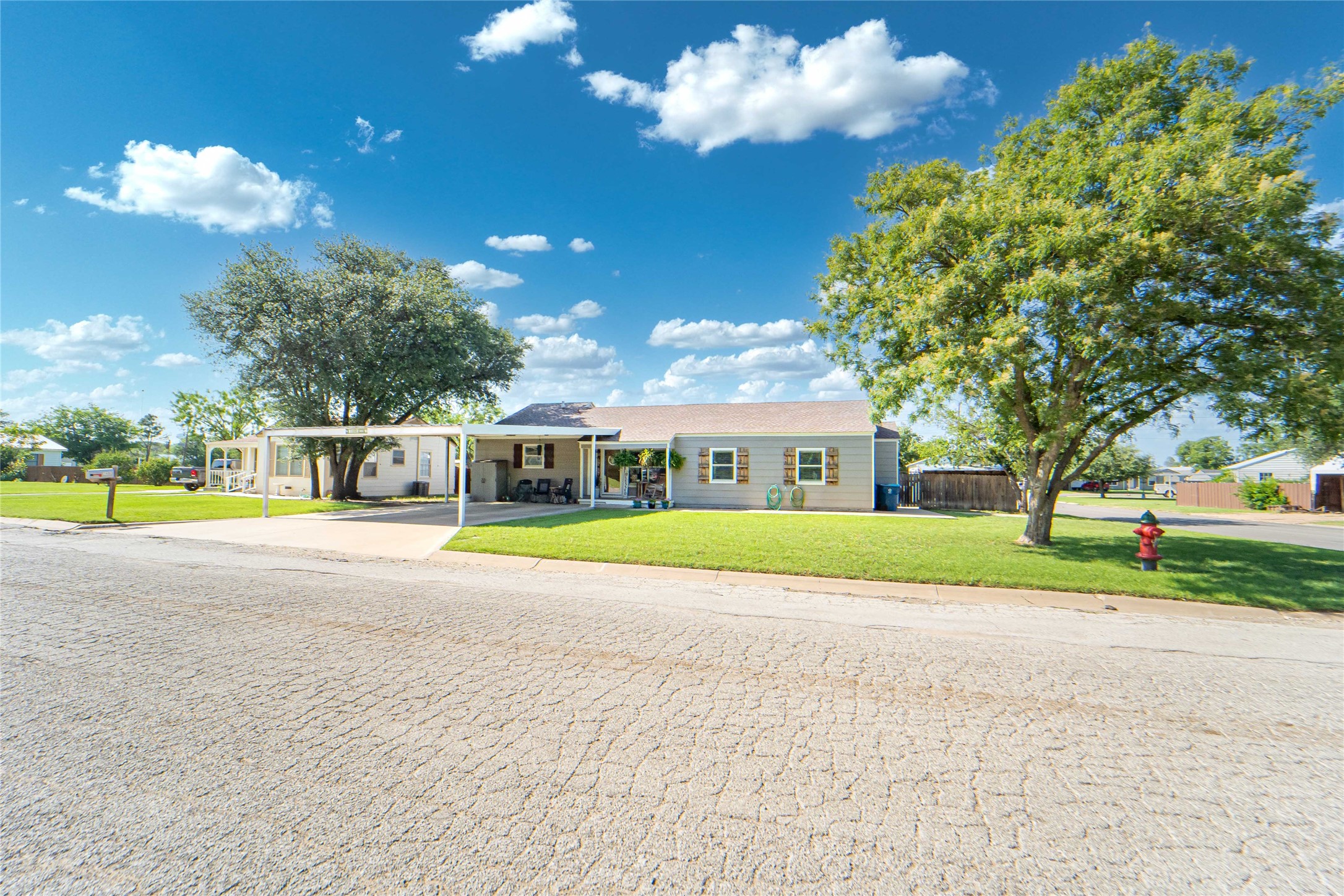 1400 W Wheeler Street Breckenridge TX 76424